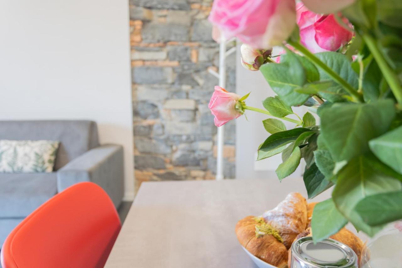 Sant'Agostino Apartments By Rent All Como Exterior photo